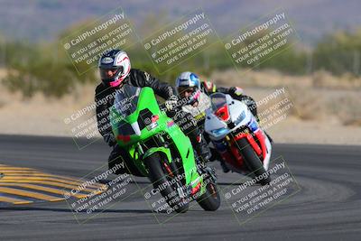 media/Nov-05-2022-SoCal Trackdays (Sat) [[f8d9b725ab]]/Turn 5 (940am)/